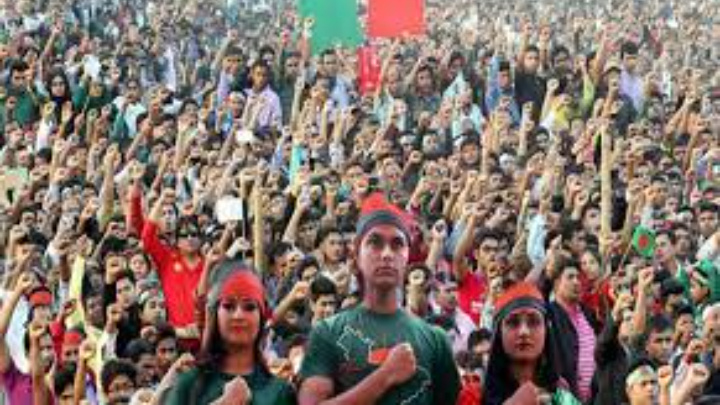 Who wants to change the national anthem of Bangladesh?